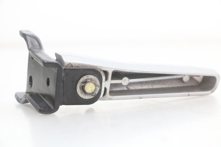 photo de PEDANA POSTERIORE SINISTRA LONGJIA EASY MAX 125 (2020 - 2024)