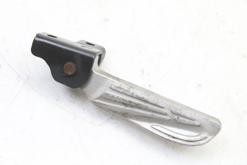 photo de PEDANA POSTERIORE SINISTRA SYM FIDDLE 3 III 125 (2014 - 2020) - Dettaglio del componente