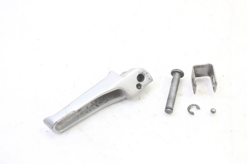 photo de PEDANA POSTERIORE SINISTRA BMW G310 R 310 (2016 - 2020)