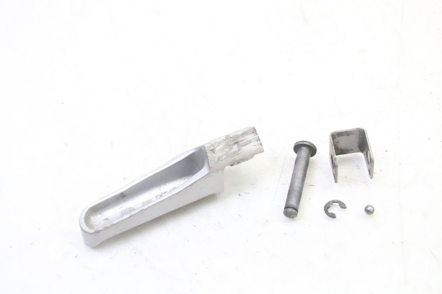 photo de PEDANA POSTERIORE SINISTRA BMW G310 R 310 (2016 - 2020)