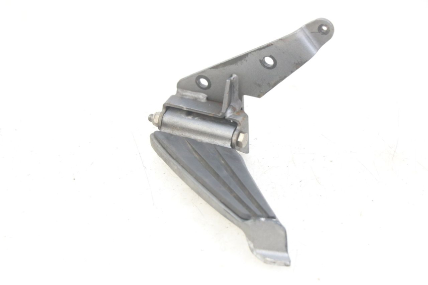 photo de PEDANA POSTERIORE SINISTRA PEUGEOT GEOPOLIS RS 125 (2007 - 2009)