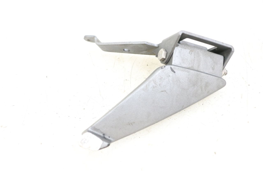 photo de PEDANA POSTERIORE SINISTRA PEUGEOT GEOPOLIS RS 125 (2007 - 2009)