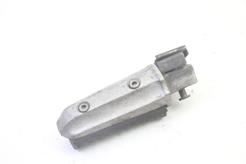 photo de PEDANA POSTERIORE SINISTRA KAWASAKI GPZ RX 1000 (1986 - 1988) - Primo piano tecnico