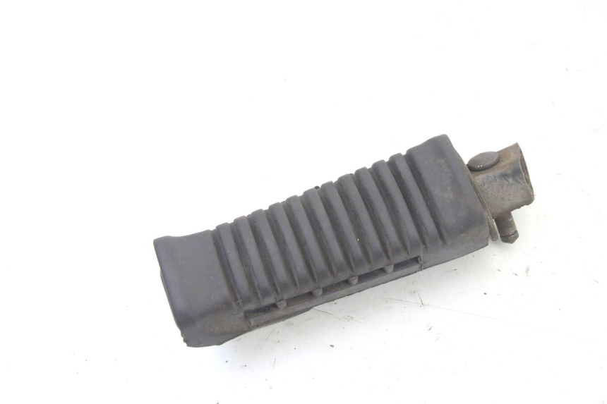 photo de PEDANA POSTERIORE SINISTRA SUZUKI GS GSE 500 (2001 - 2003)