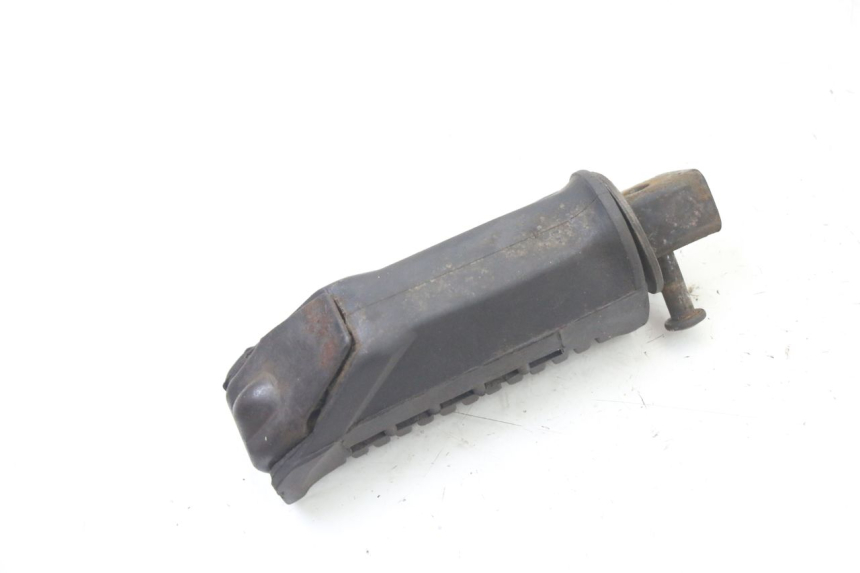 photo de PEDANA POSTERIORE SINISTRA SUZUKI GS GSE 500 (2001 - 2003)