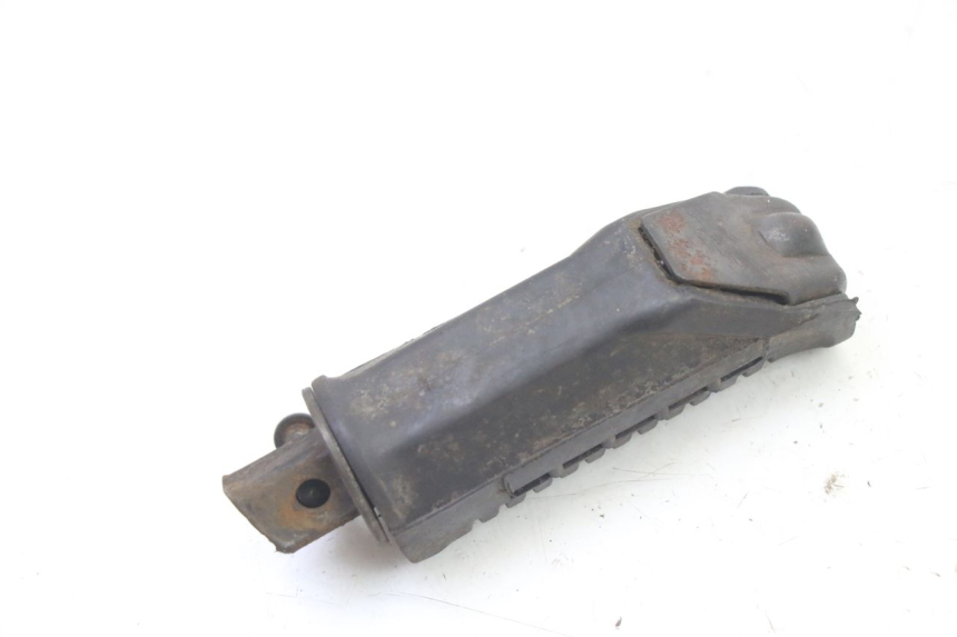 photo de PEDANA POSTERIORE SINISTRA SUZUKI GS GSE 500 (2001 - 2003)