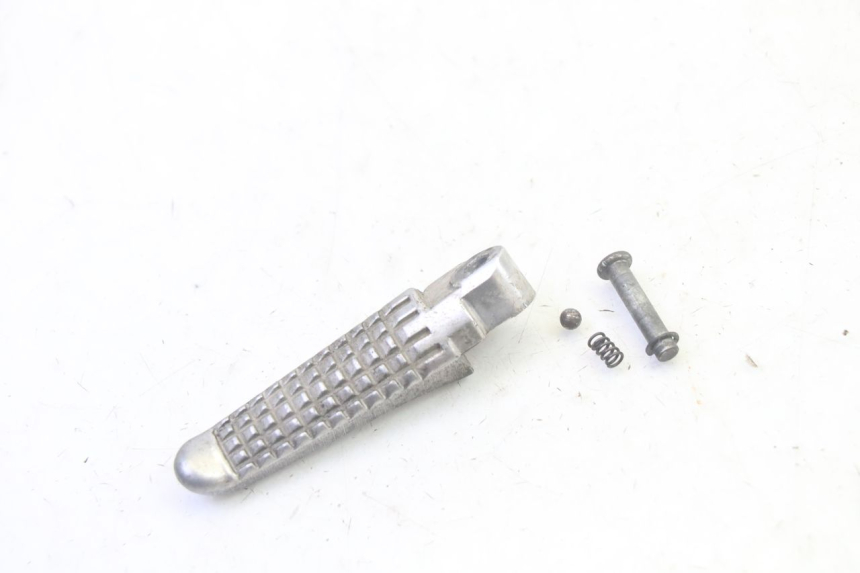 photo de PEDANA POSTERIORE SINISTRA SUZUKI GSF N BANDIT 600 (1996 - 1999) - Vista principale