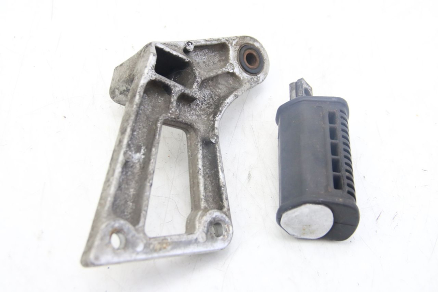 photo de PIANTAFERRO POSTERIORE SINISTRO SUZUKI GSX-F GSX  F 1100 (1988 - 1994)