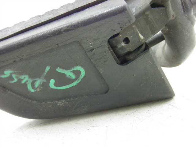 photo de CALE PIED ARRIERE GAUCHE HONDA SH 125 (2003 - 2004)