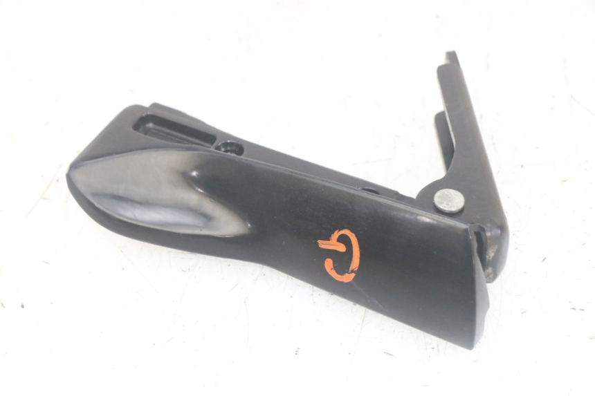 photo de PEDANA POSTERIORE SINISTRA PIAGGIO MP3 HPE 300 (2019 - 2026) - Zoom sullo stato d'uso