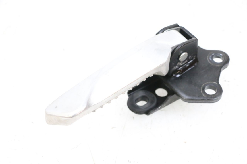 photo de PEDANA POSTERIORE SINISTRA YAMAHA NEO'S CORE 1 (2022 - 2026) - Zoom sullo stato d'uso