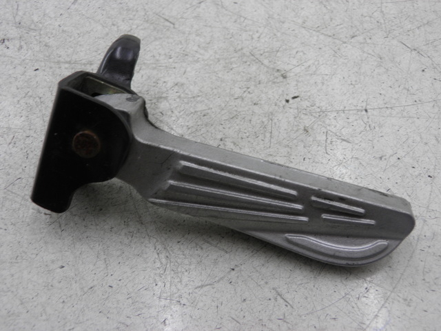photo de Pedana posteriore sinistra PEUGEOT TWEET 4T 50 (2010 - 2014)