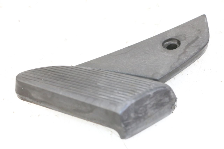photo de PEDANA POSTERIORE SINISTRA PIAGGIO VESPA LX 150 (2005 - 2013)