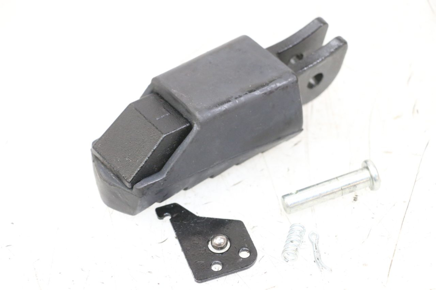 photo de PEDANA POSTERIORE SINISTRA ROYAL ENFIELD SCRAM 411 (2022 - 2024)