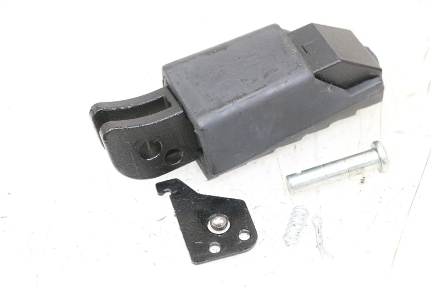 photo de PEDANA POSTERIORE SINISTRA ROYAL ENFIELD SCRAM 411 (2022 - 2024)