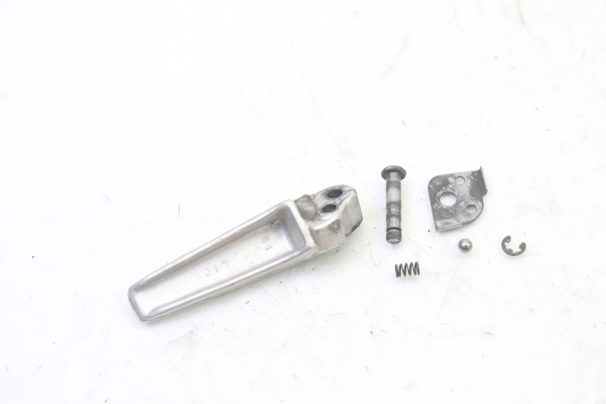 photo de PEDANA POSTERIORE SINISTRA SUZUKI SV S 650 (2003 - 2009)