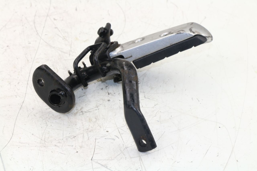 photo de Pedana posteriore sinistra SYM GTS EVO 125 (2009 - 2013)