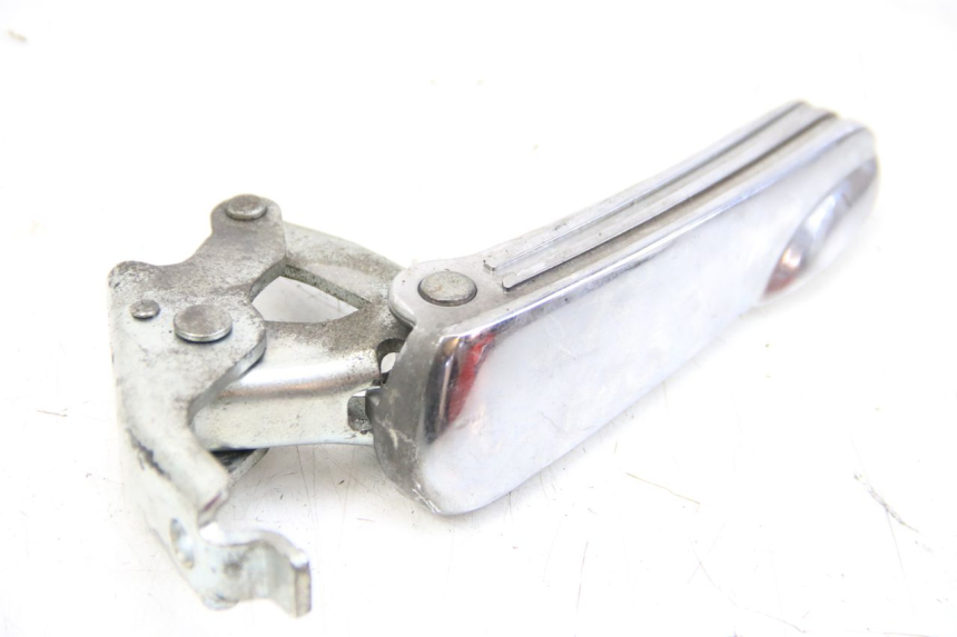 photo de PEDANA POSTERIORE SINISTRA PIAGGIO VESPA GRANTURISMO 125 (2003 - 2007)