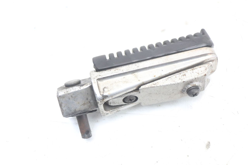 photo de PEDANA POSTERIORE SINISTRA YAMAHA XJ6 ABS 600 (2008 - 2016)