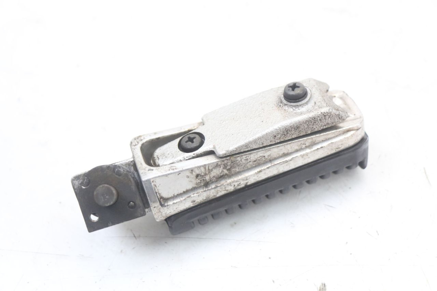 photo de PEDANA POSTERIORE SINISTRA YAMAHA XJ6 ABS 600 (2008 - 2016)