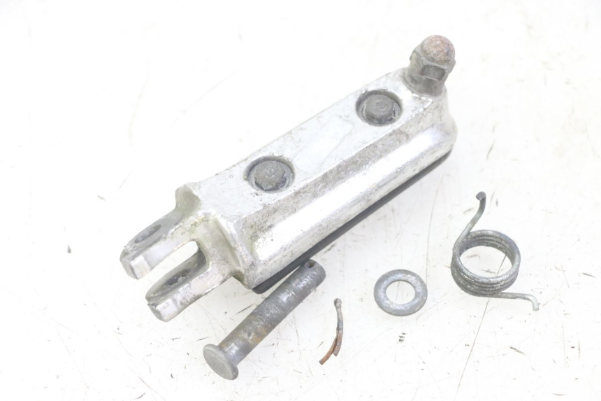 photo de PEDANA ANTERIORE DESTRA HONDA CBF 500 (2004 - 2007)