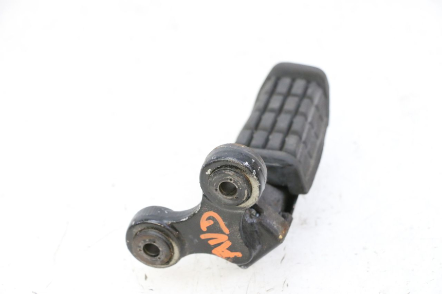photo de PEDANA ANTERIORE DESTRA YAMAHA FJ 36Y 1100 (1984 - 1985)