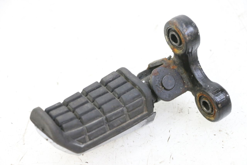 photo de PEDANA ANTERIORE DESTRA YAMAHA FJ 36Y 1100 (1984 - 1985)