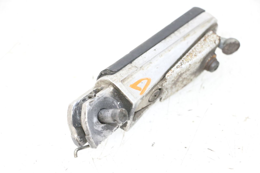 photo de PEDANA ANTERIORE DESTRA YAMAHA FJR ABS 1300 (2006 - 2012) - Primo piano tecnico