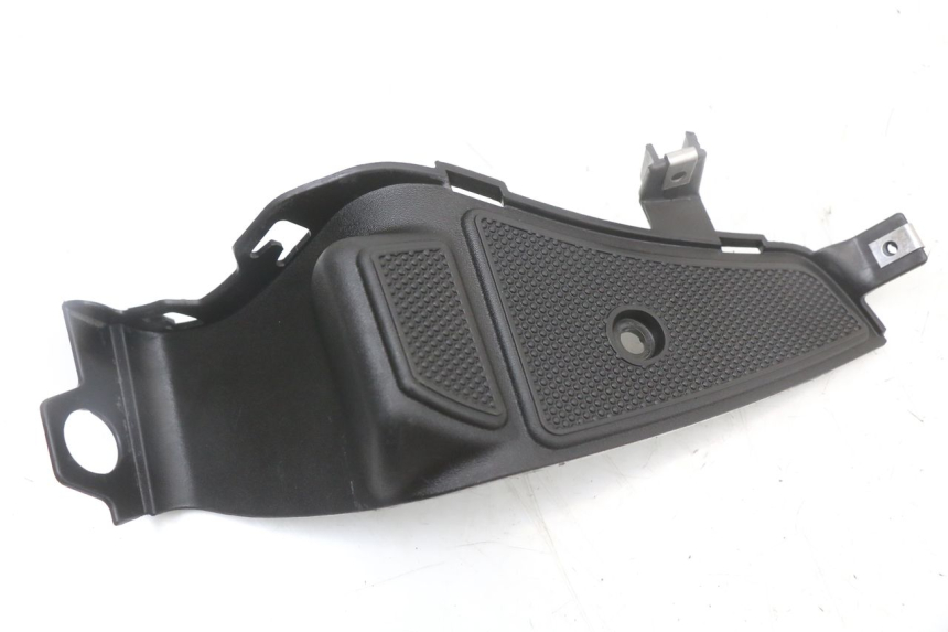 photo de PEDANA ANTERIORE DESTRA GILERA RUNNER SP 50 (2009 - 2017)