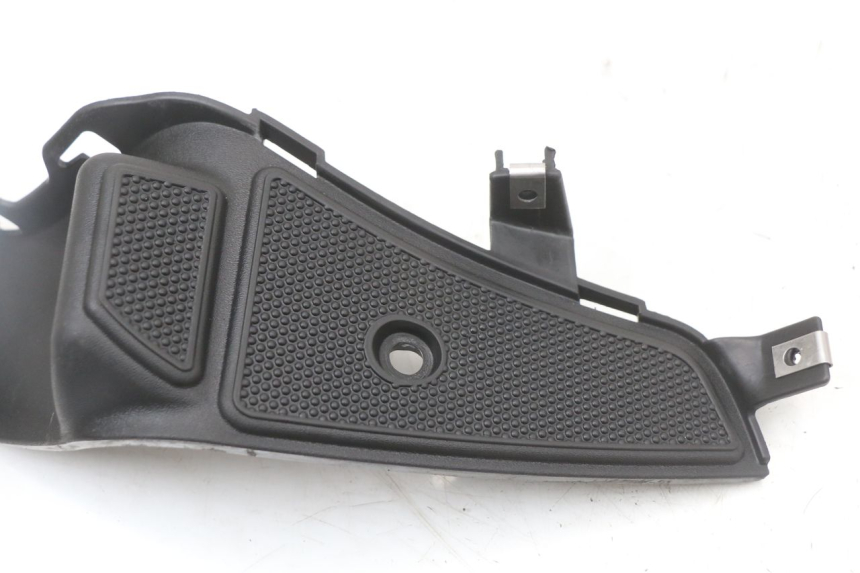 photo de PEDANA ANTERIORE DESTRA GILERA RUNNER SP 50 (2009 - 2017)
