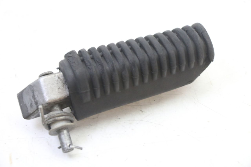 photo de PEDANA ANTERIORE DESTRA BMW K 75 RT 750 (1989 - 1997)