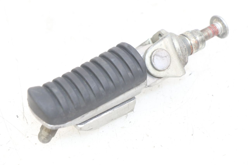 photo de CALE PIED AVANT DESTRO KAWASAKI Z 750 (2007 - 2013)