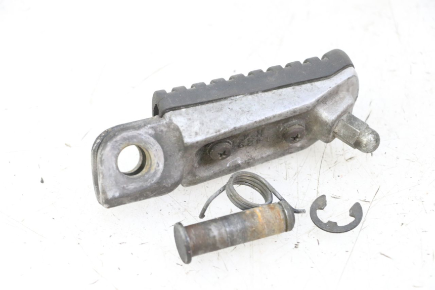 photo de CALE PIED AVANT DESTRO KAWASAKI ZR7 ZR-7 S 750 (1999 - 2004)