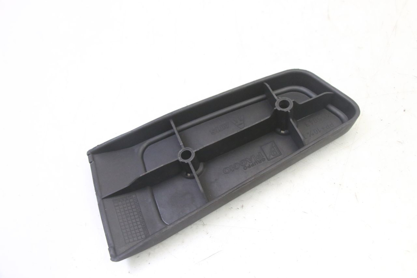 photo de PEDANA ANTERIORE DESTRA PIAGGIO MP3 RL 250 (2007 - 2010)
