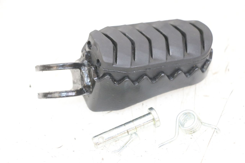 photo de PEDANA ANTERIORE DESTRA ROYAL ENFIELD SCRAM 411 (2022 - 2024)