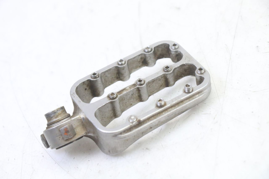 photo de PEDANA ANTERIORE DESTRA KTM SUPERENDURO R 950 (2005 - 2009)