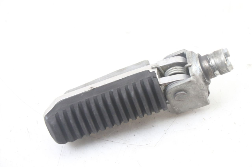 photo de PEDANA ANTERIORE DESTRA SUZUKI GSF S BANDIT 600 (2000 - 2004)