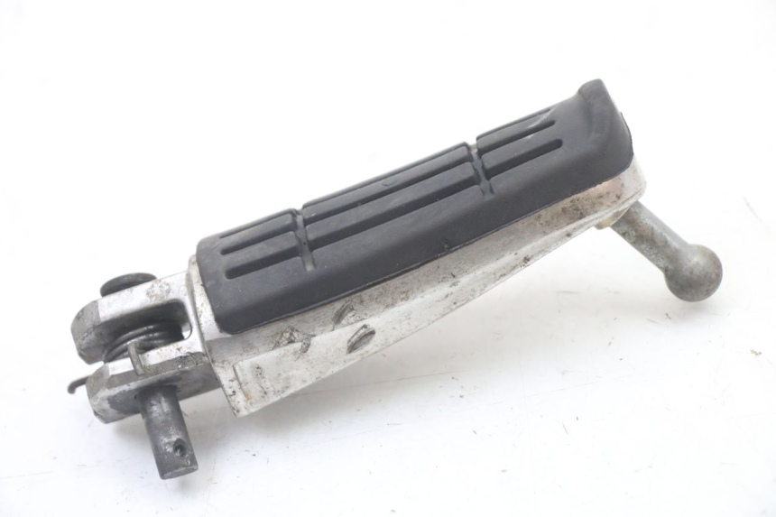 photo de PEDANA ANTERIORE DESTRA YAMAHA FZ6 FAZER S2 600 (2007 - 2011)