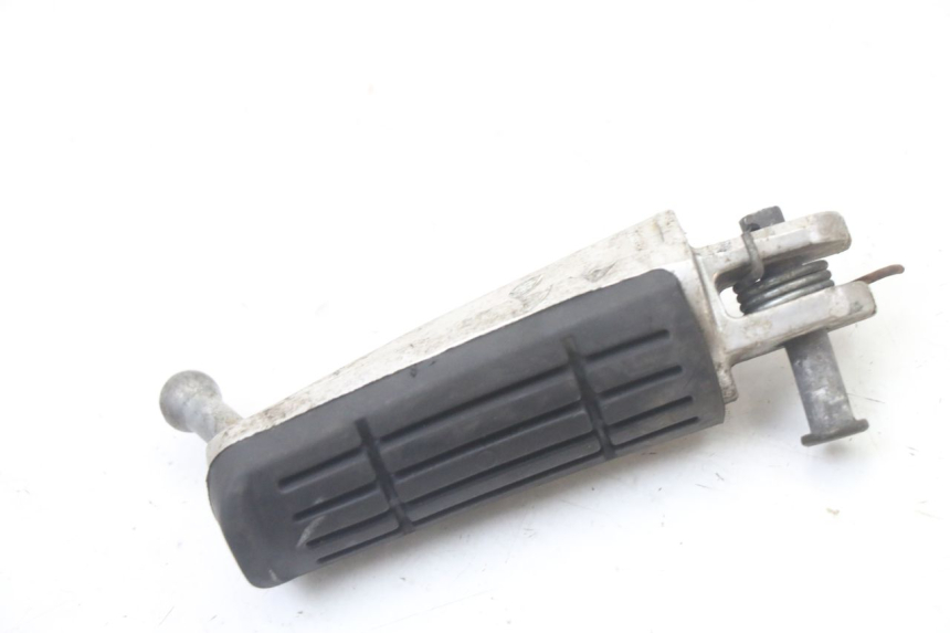 photo de PEDANA ANTERIORE DESTRA YAMAHA FZ6 FAZER S2 600 (2007 - 2011)