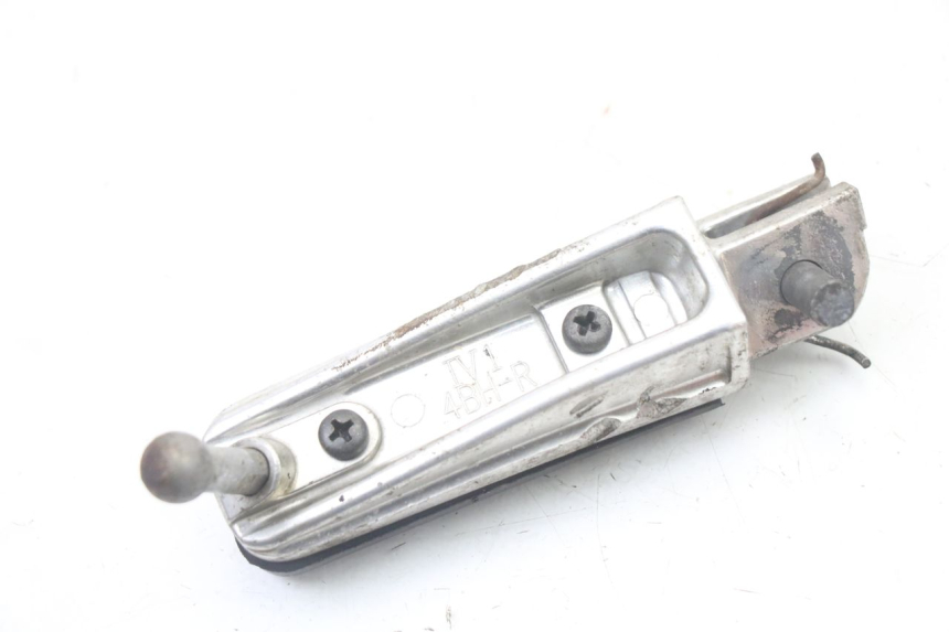 photo de PEDANA ANTERIORE DESTRA YAMAHA FZ6 FAZER S2 600 (2007 - 2011)