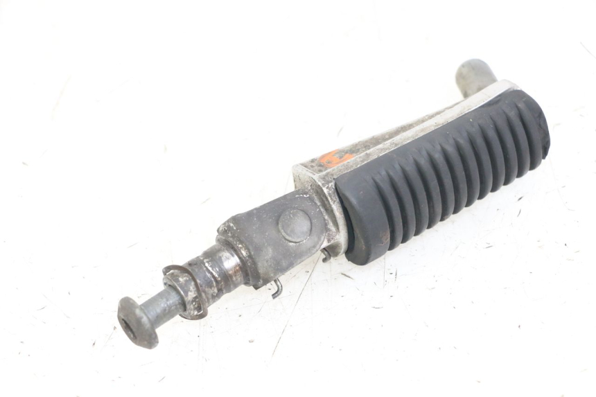 photo de CALE PIED ANTERIORE DESTRO YAMAHA FZS FAZER 600 (2001 - 2003)