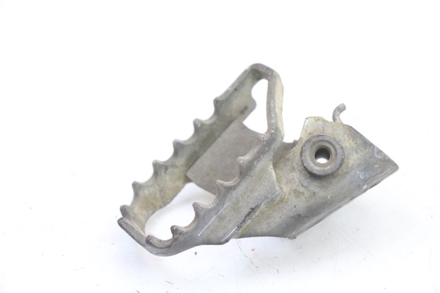 photo de PEDANA ANTERIORE DESTRA YAMAHA TTR 125 (2000 - 2020)