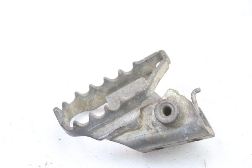 photo de PEDANA ANTERIORE DESTRA YAMAHA TTR 125 (2000 - 2020)
