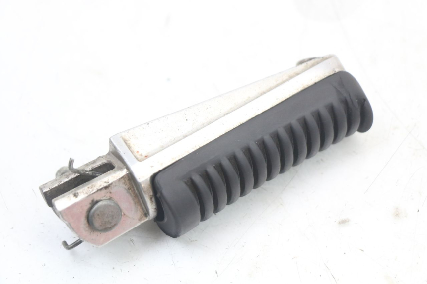 photo de PEDANA ANTERIORE DESTRA YAMAHA XJ6 ABS 600 (2008 - 2016)