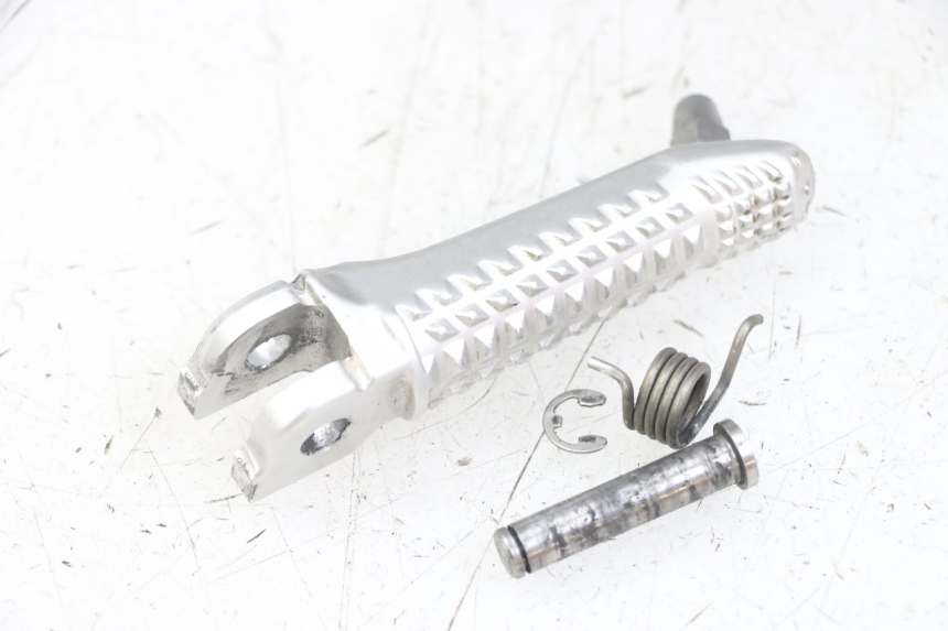 photo de PEDANA ANTERIORE SINISTRA BMW S RR ABS S1000RR 1000 (2015 - 2018)