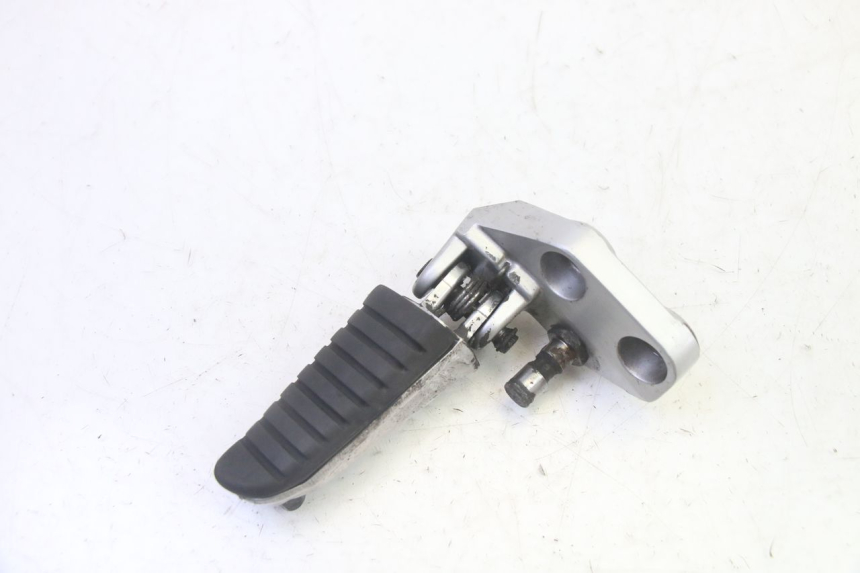 photo de PEDANA ANTERIORE SINISTRA SUZUKI DL V STROM 1000 (2002 - 2007) - Vista principale