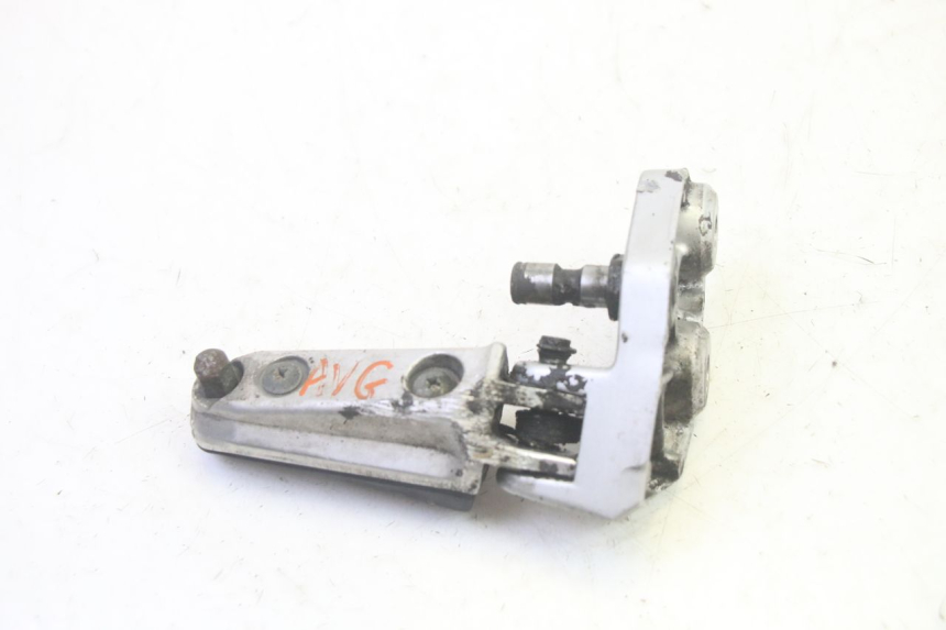 photo de PEDANA ANTERIORE SINISTRA SUZUKI DL V STROM 1000 (2002 - 2007) - Dettagli dei punti di fissaggio