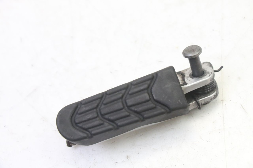 photo de PEDANA ANTERIORE SINISTRA BMW G310 R 310 (2016 - 2020)
