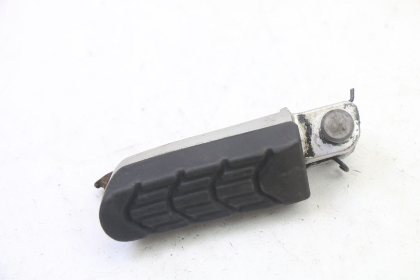 photo de PEDANA ANTERIORE SINISTRA BMW G310 R 310 (2016 - 2020)