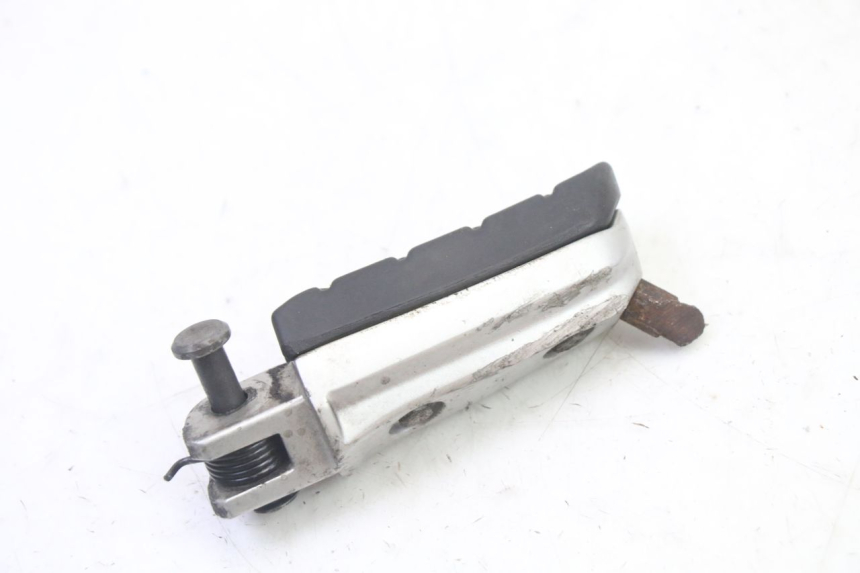 photo de PEDANA ANTERIORE SINISTRA BMW G310 R 310 (2016 - 2020)